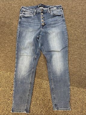 GAP Women's High Rise Button-Fly Jeans in Light Blue Wash